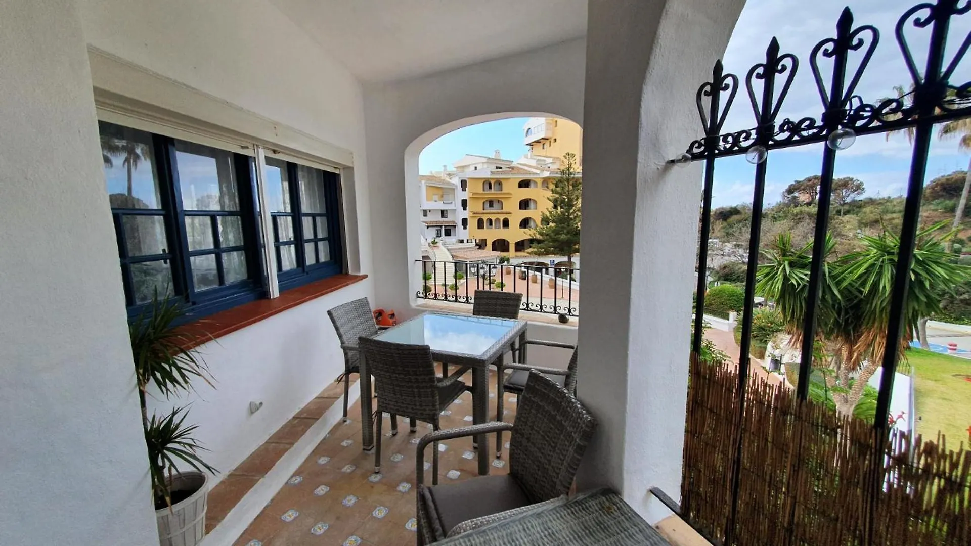 J51 Cabopino Apartment Marbella 0*,  Spain