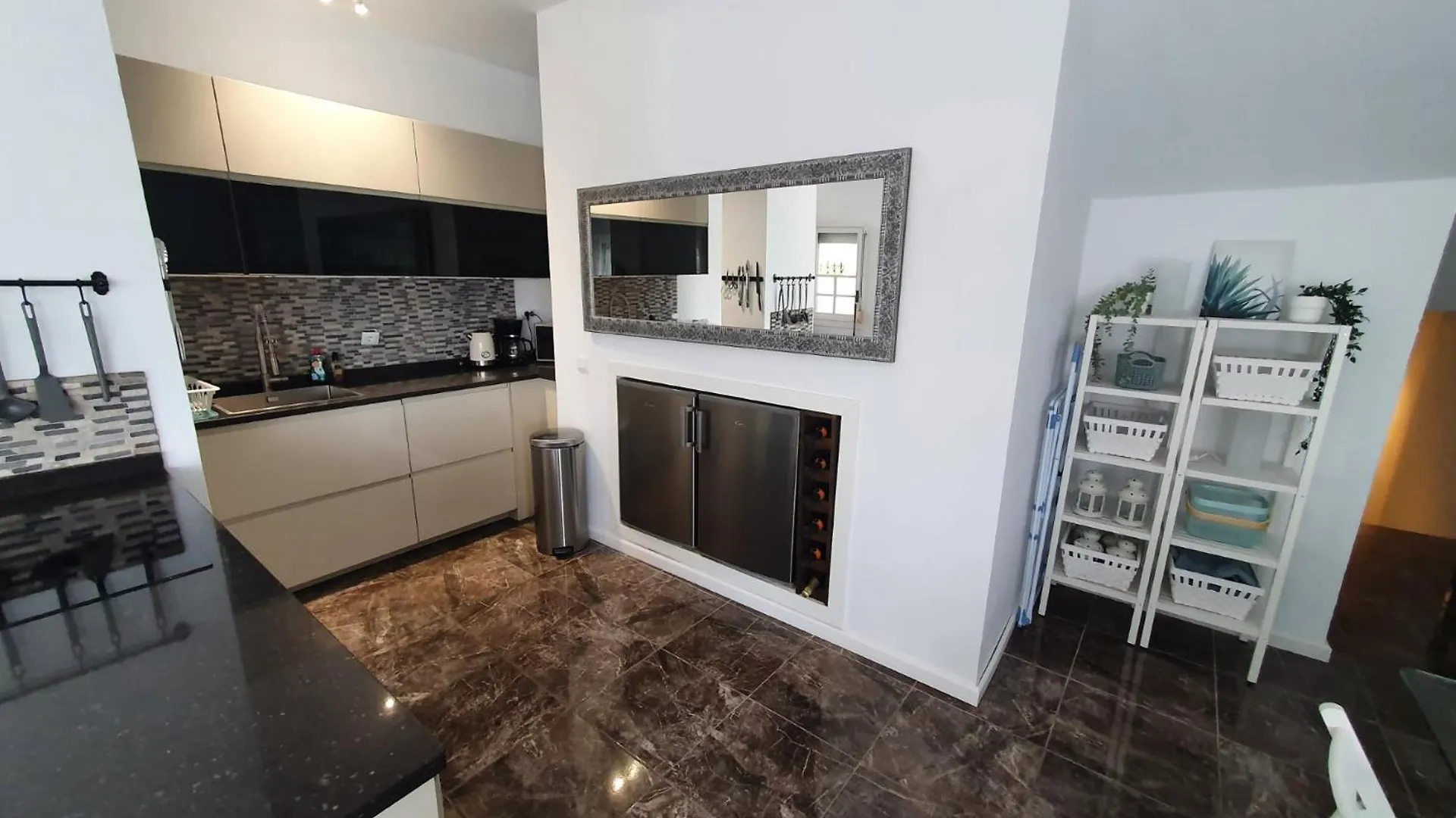 J51 Cabopino Apartment Marbella Spain